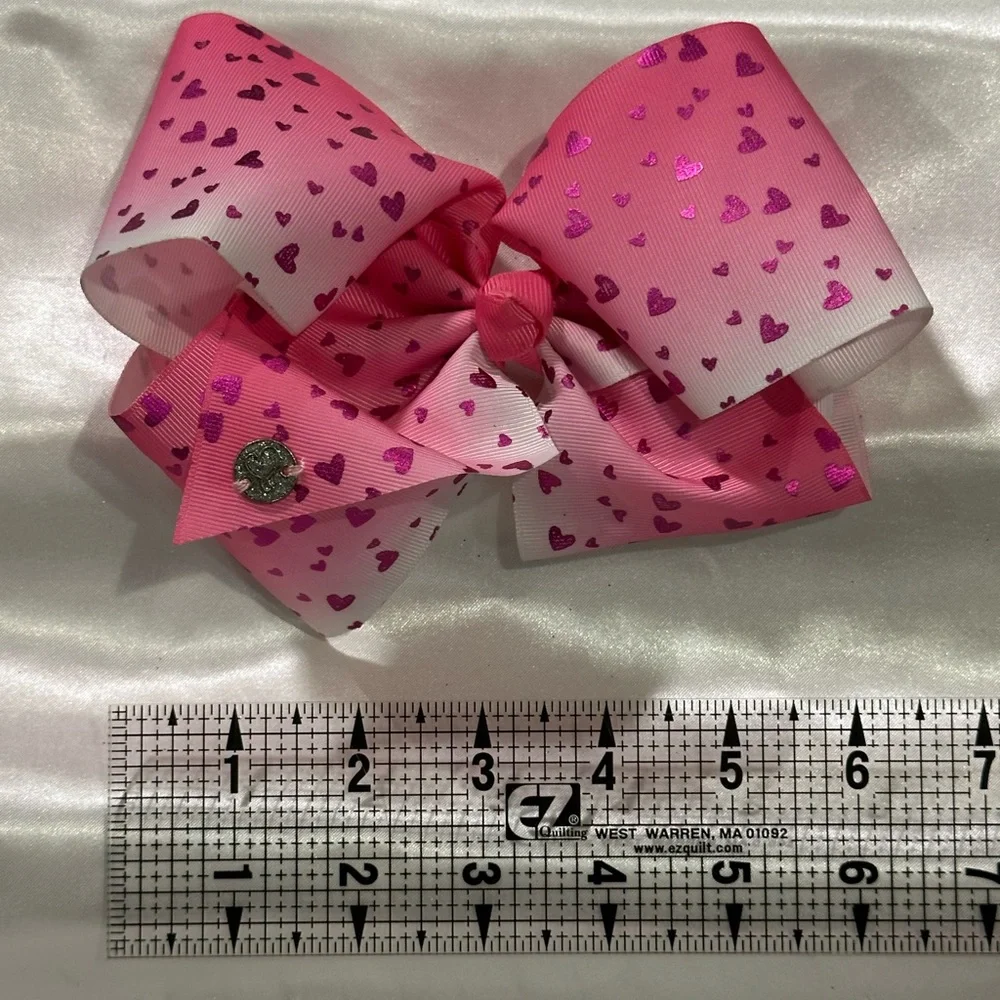 Pink Ombre Heart Hair Bow- bundle 2+ and save on shipping.